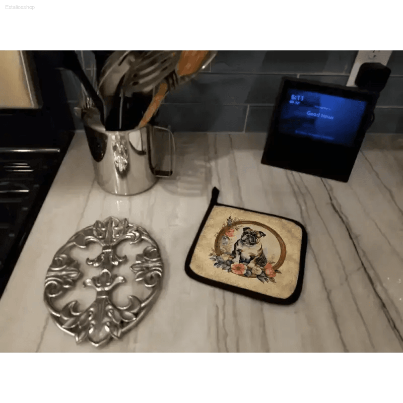 Doggy Floral Hot Pads Double the Fun! **product Description:** Spice Up your Kitchen with these Adorable Square Pot Holders Featuring a Charming Floral Dog Design! - Estalios