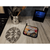 Soaring Eagle Pot Holders: Grab Yours Now! - Estalios