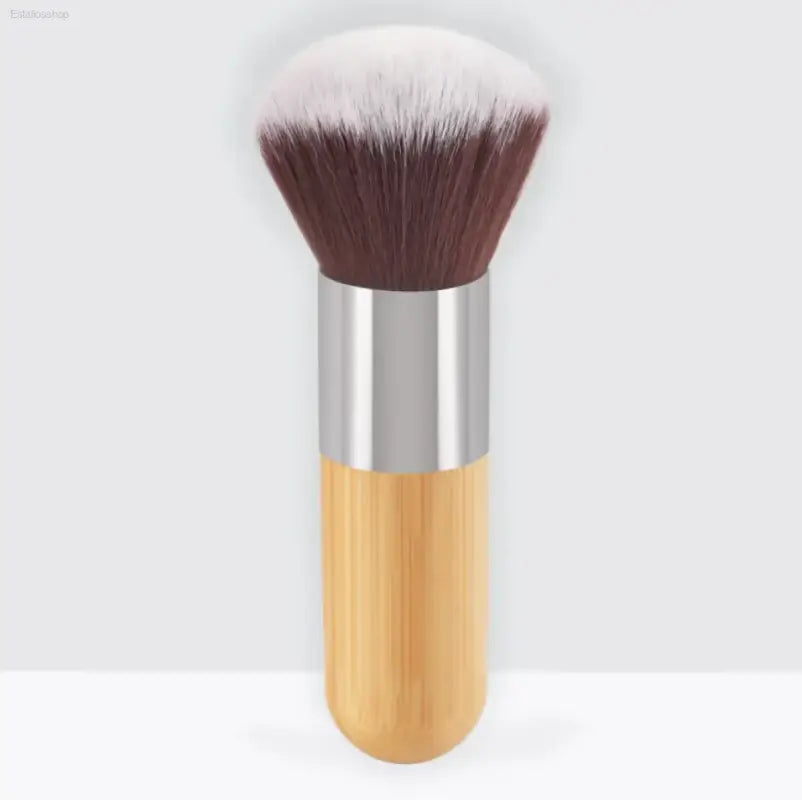 🌱 Eco-Friendly Glam – Women’s Flat Makeup Brush with Bamboo Handle | Effortless Application for Flawless Beauty