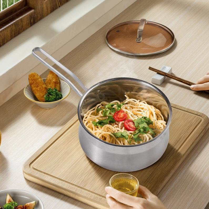 Non-Stick Stainless Steel Saucepan With Lid, 2.85QT - Estalios