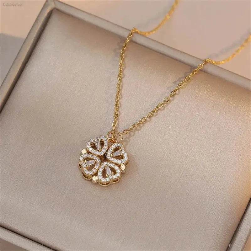 Fashion Retro Clover Heart Pendant Necklace for Women - Estalios