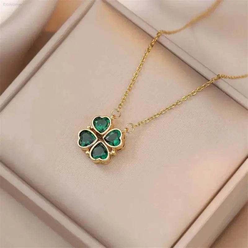 Fashion Retro Clover Heart Pendant Necklace for Women - Estalios