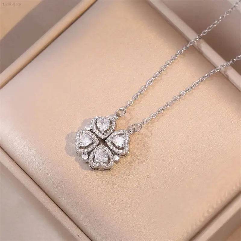 Fashion Retro Clover Heart Pendant Necklace for Women - Estalios
