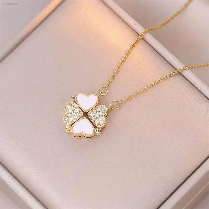 Fashion Retro Clover Heart Pendant Necklace for Women - Estalios