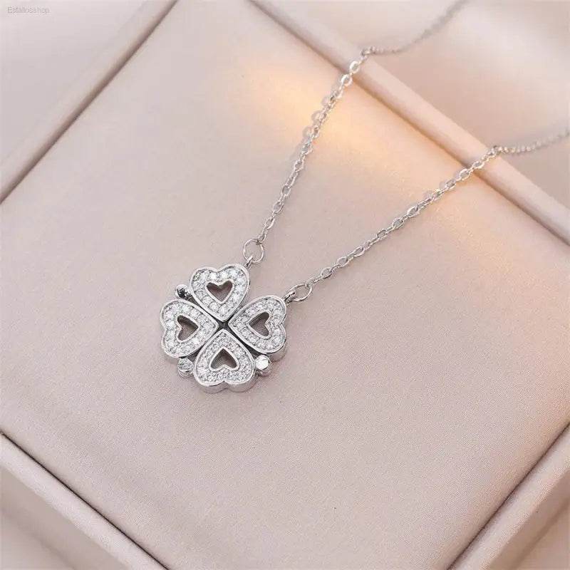 Fashion Retro Clover Heart Pendant Necklace for Women - Estalios