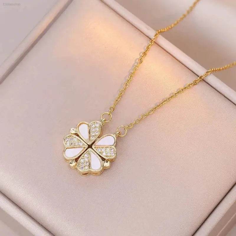 Fashion Retro Clover Heart Pendant Necklace for Women - Estalios
