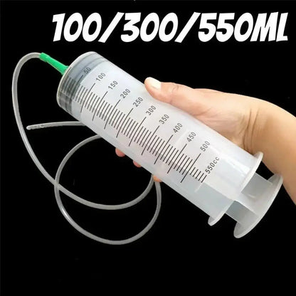 Large 550ml syringe with tubing, perfect for large capacity syringes or syringes oil pump