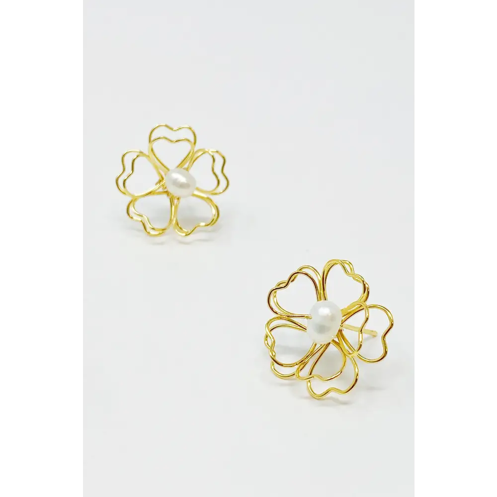 Gold Flower Pearl Earrings with Freshwater Pearls in Heart Petals Design