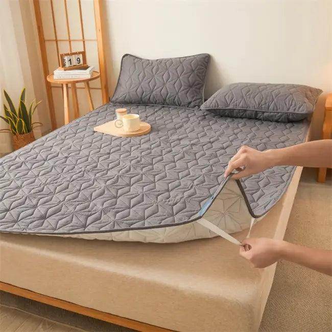 Gray Quilted Bedspread and Waterproof Mattress Protector Set for Ultimate Comfort - Estalios