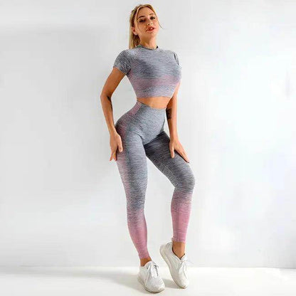 Sporty Chic Gray Pink Crop Set for Active Comfort - Estalios