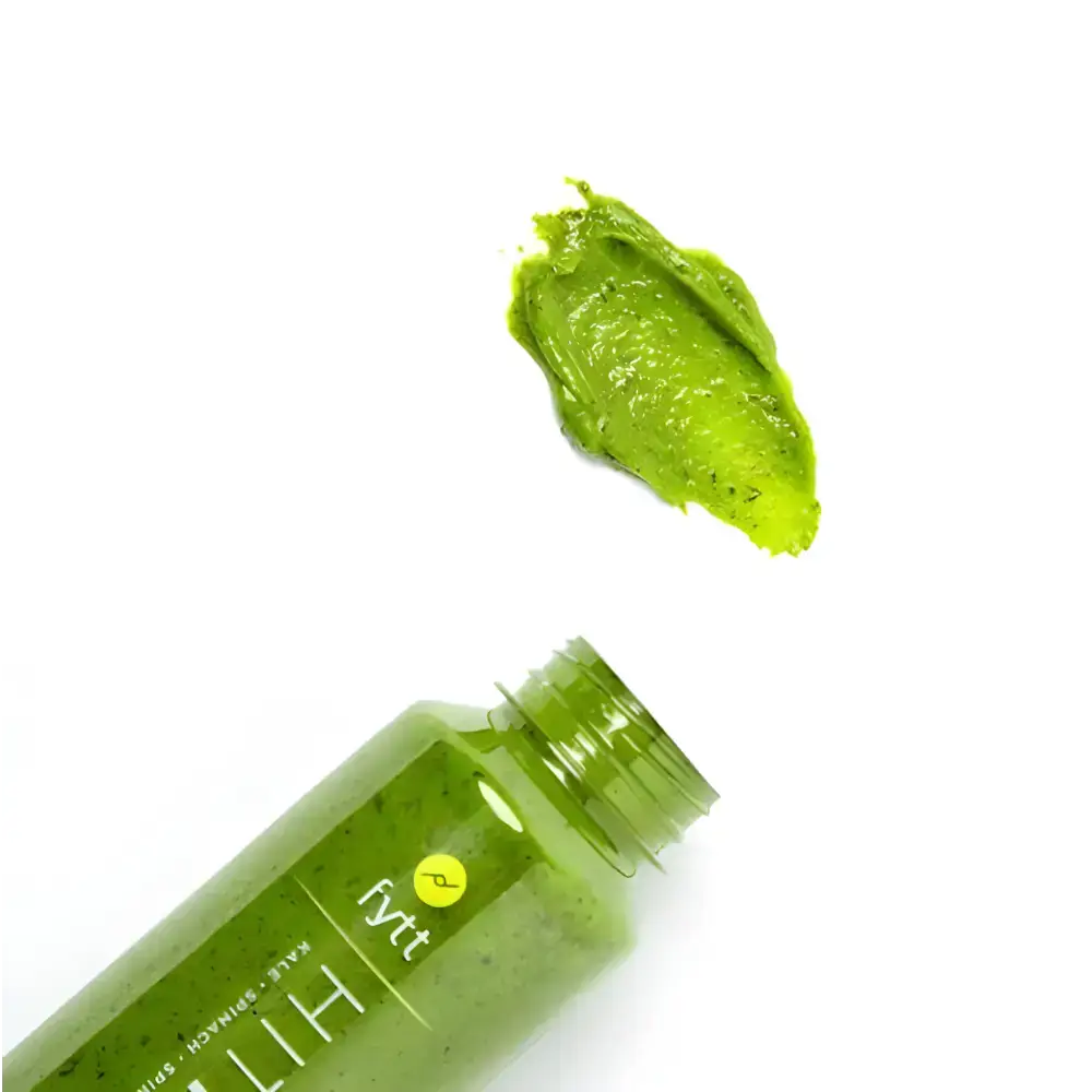 Green smoothie and smear from Green Smoothie Detoxifying Exfoliating Trio mask