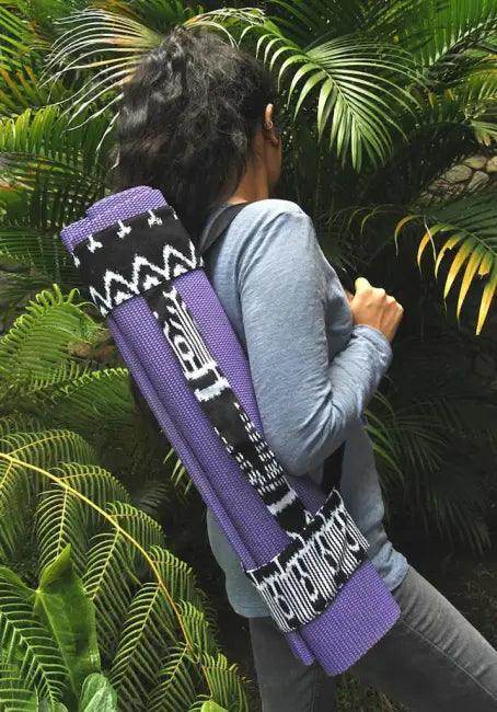Groovy Yoga Mat Sling with Black and White Patterned Accessories - Estalios