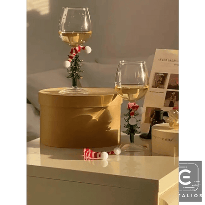 Cheerful Christmas Wine Glass Set for Festive Celebrations - Estalios