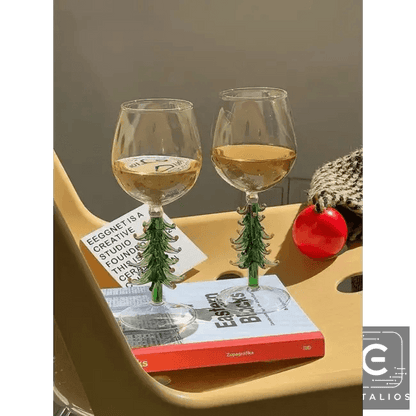 Cheerful Christmas Wine Glass Set for Festive Celebrations - Estalios