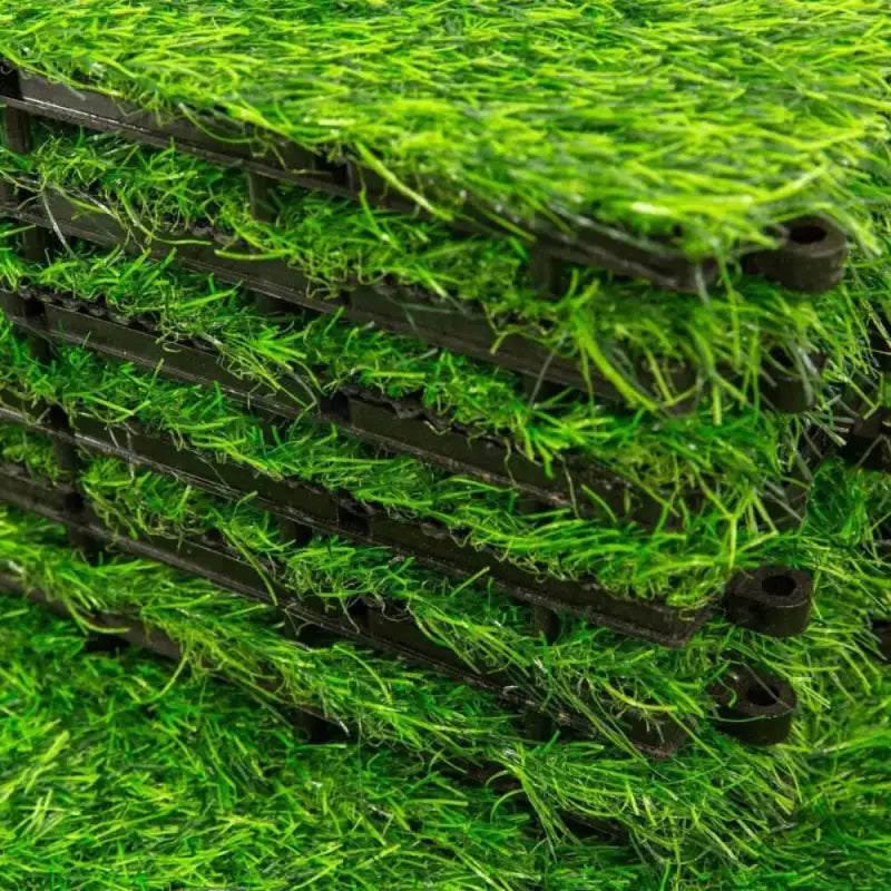 Interlocking Tufted Grass Deck Tiles 10-Pack 12x12 Inches - Estalios