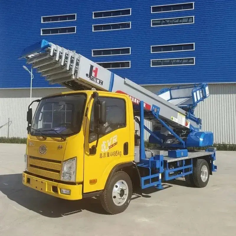 Yellow Juhe 32m-65m Truck with a telescopic ladder for lifting machine tasks