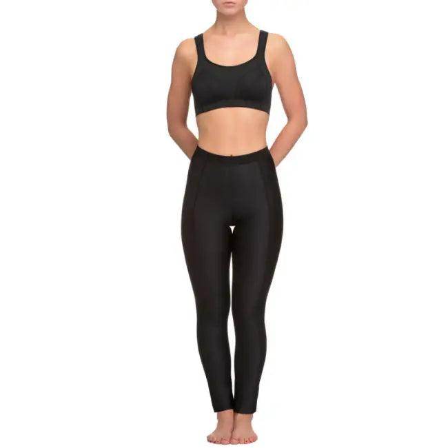 Empower Your Workout: Sleek Black Sports Bra and Leggings - Estalios