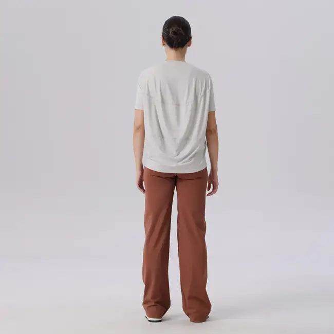 Lightweight Ice Silk Breathable Short Sleeved Yoga Outfit for Comfort.