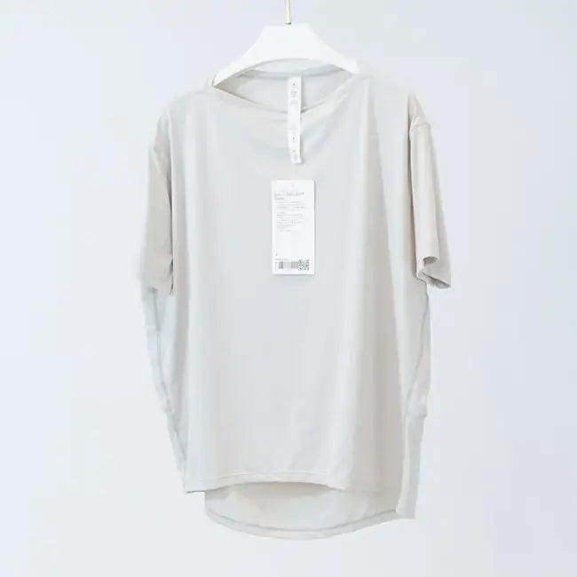 Lightweight Ice Silk Breathable Short Sleeved Yoga Outfit for Comfort.