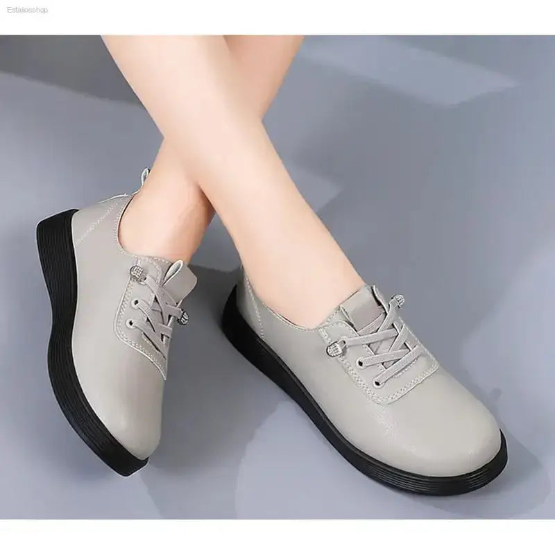 Lightweight Non - Slip Flat Shoes with Soft Soles for Stylish Women - EstaliosShop