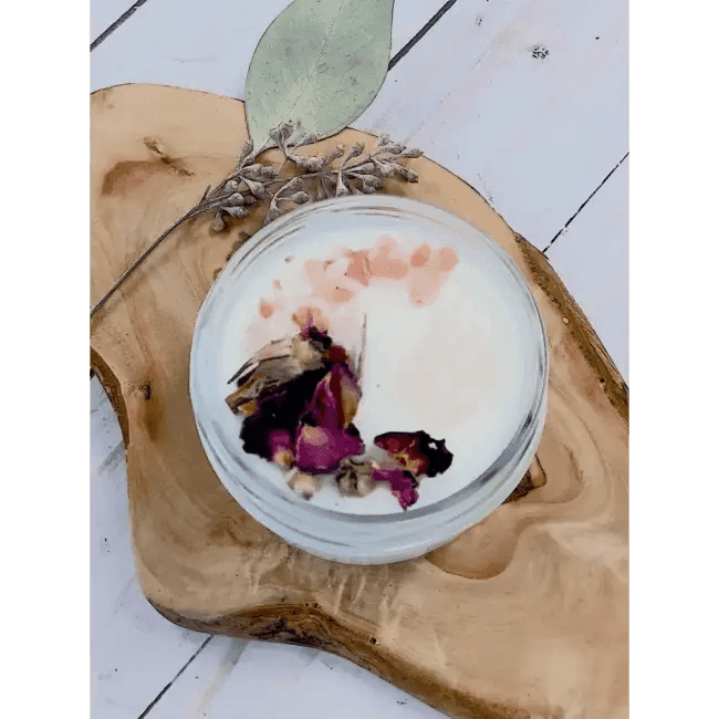 Enchanting Floral Crystal Scented Candle for Relaxation - Estalios