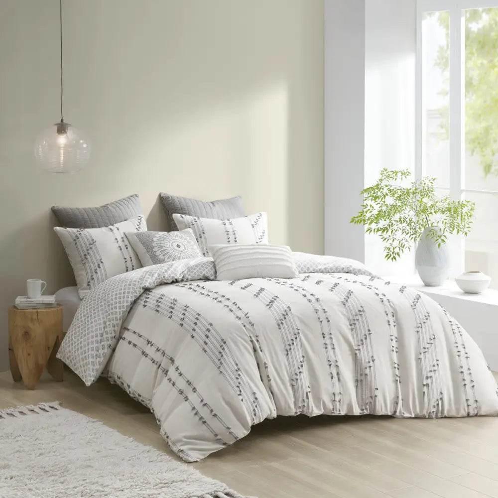 Dreamy Neutrals: White and Gray Bedding Bliss! - Estalios
