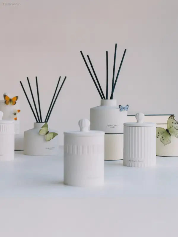 🕯️ Luxurious Ambiance – Jo Malone London Fresh Fig & Cassis Scented Candle | Perfect for Home Fragrance Lovers - 300 g