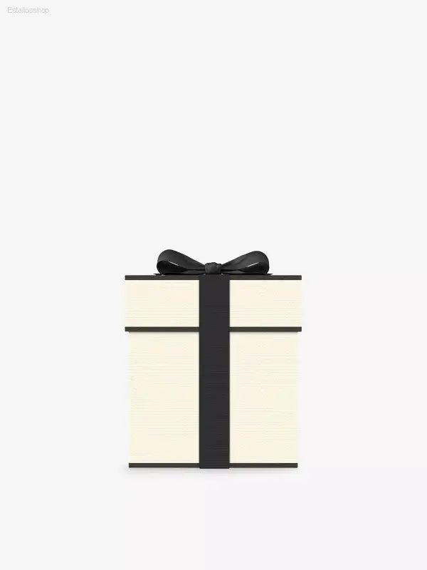 🕯️ Luxurious Aroma – Jo Malone London Blackberry & Bay Classic Candle | Perfect for Creating a Cozy Atmosphere - 200 g