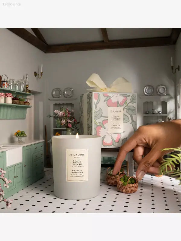 🕯️ Luxurious Aroma – Jo Malone London Lime Basil and Mandarin Scented Candle | Perfect for Creating a Relaxing Ambiance