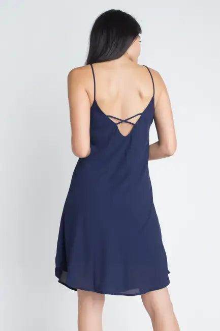 Navy Flowy Sleeveless Slip Dress for Casual Summer Style - Estalios