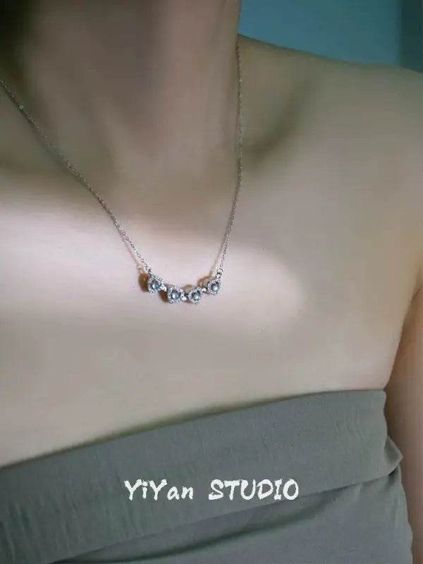 One Style for Dual-Wear Clover Emerald Necklace in Silver - Estalios
