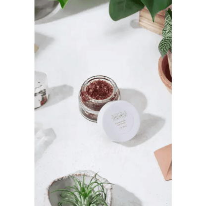 Revitalize Your Look with Bold Red Lip Scrub for Hydrated Lips - Estalios