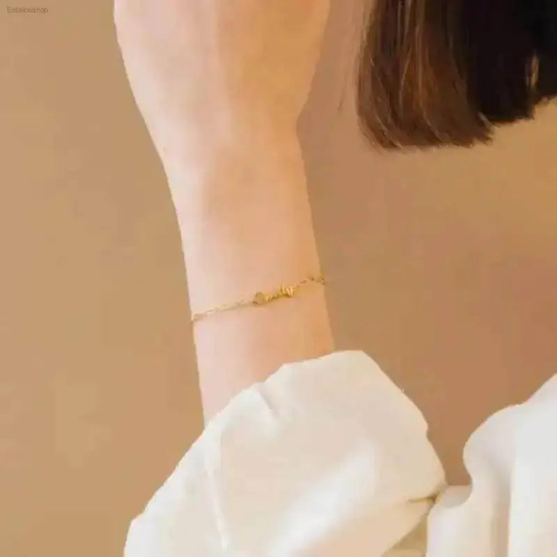 Personalized Gold Name Bracelet for Timeless Elegance - Estalios