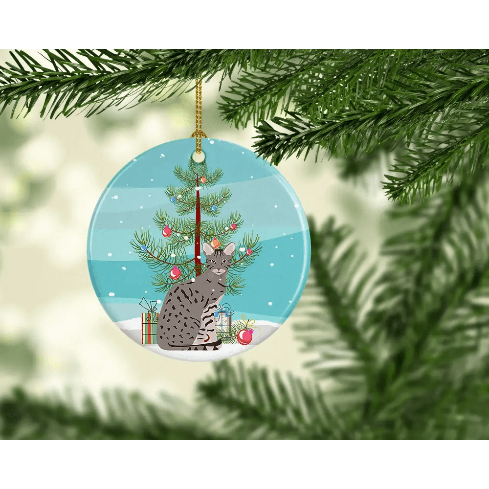 Purrfect Christmas Ornament! Add a touch of feline festivity to your holiday decor with this charming Round White Ceramic Ornament. Featuring an adorable cat gazing - Estalios
