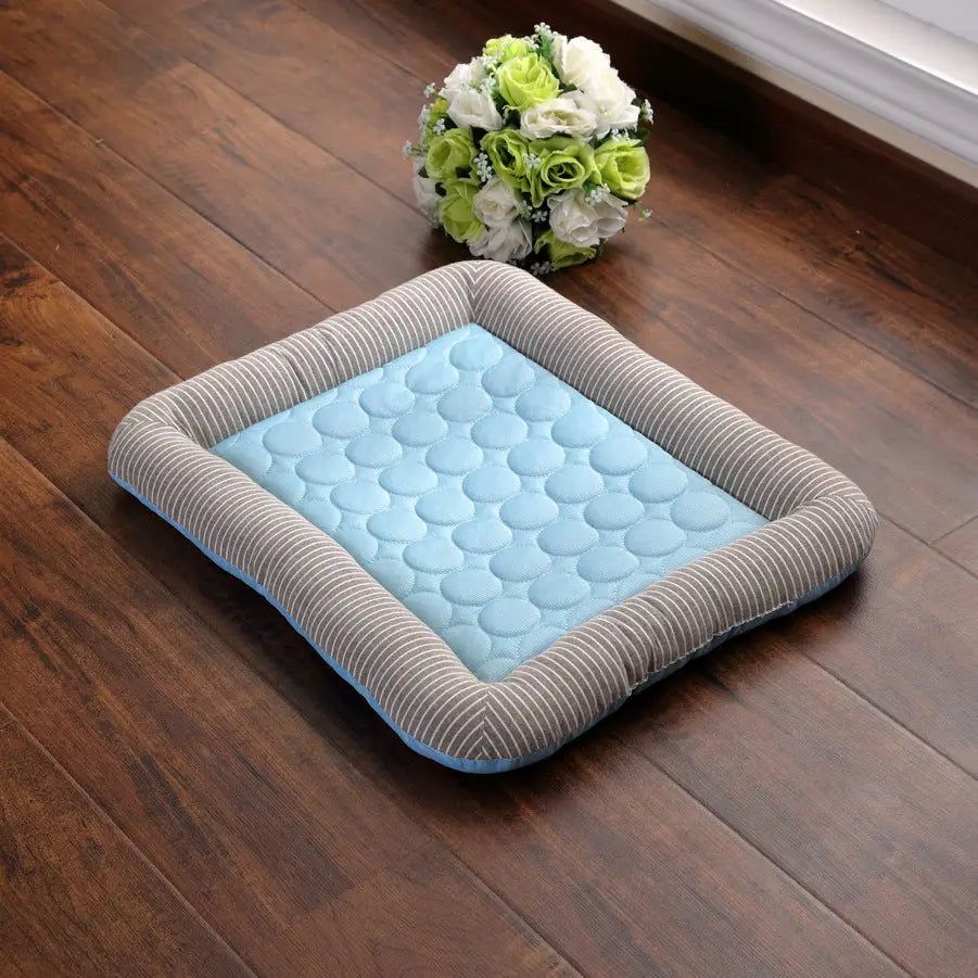 Pet Cooling Pad Bed For Dogs Cats Puppy Kitten Cool Mat Pet Blanket Ice Silk Material Soft For Summer Sleeping Blue