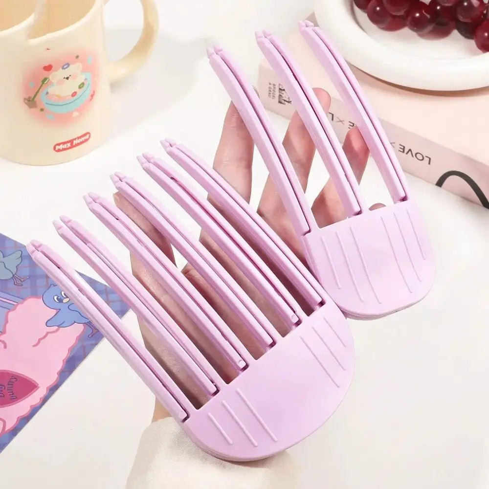 Lavender hair styling combs from Pretty Pink Hair Accessories Deals for a cute look