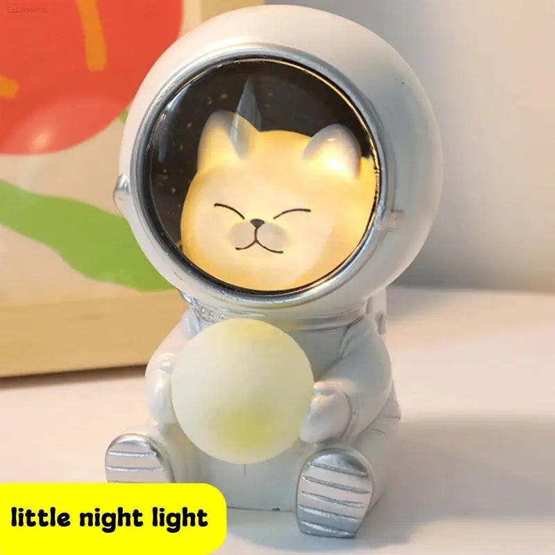 Puseky Astronaut Cat Night Light - Enchanting LED Moon Lamp for Home and Office Decoration - Estalios