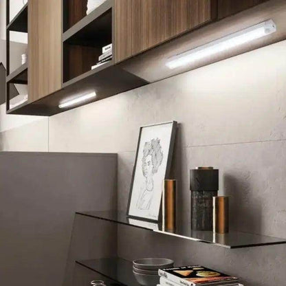 Light Up Your Adventure with Magnetic LED Power Bar - Estalios