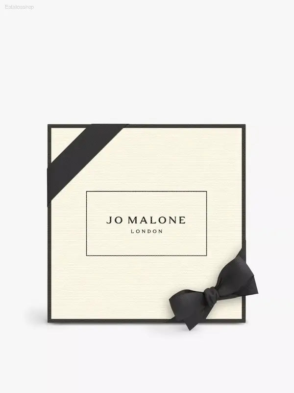 🌟 Refreshing Escape – Jo Malone London Lime Basil & Mandarin Travel Candle | Perfect for Relaxation Anywhere - 65 g