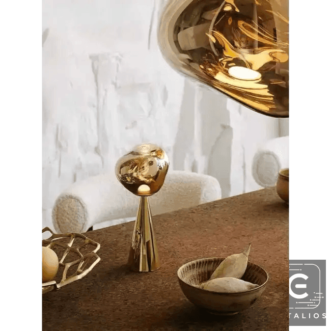 Stylish Copper Glow Table Lamp with Sculptural Flair - Estalios