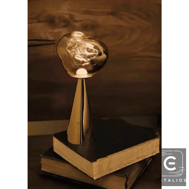 Stylish Copper Glow Table Lamp with Sculptural Flair - Estalios
