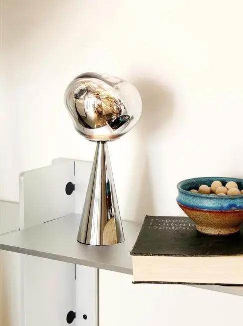 Stylish Copper Glow Table Lamp with Sculptural Flair - Estalios