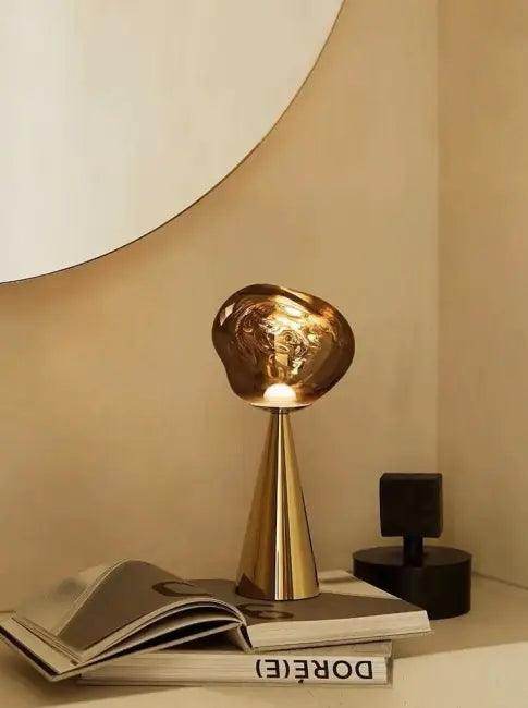 Stylish Copper Glow Table Lamp with Sculptural Flair - Estalios
