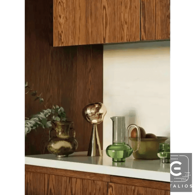 Stylish Copper Glow Table Lamp with Sculptural Flair - Estalios