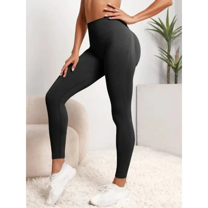 Black Seamless Hip Lifting Leggings for Women, perfect for workouts and everyday wear