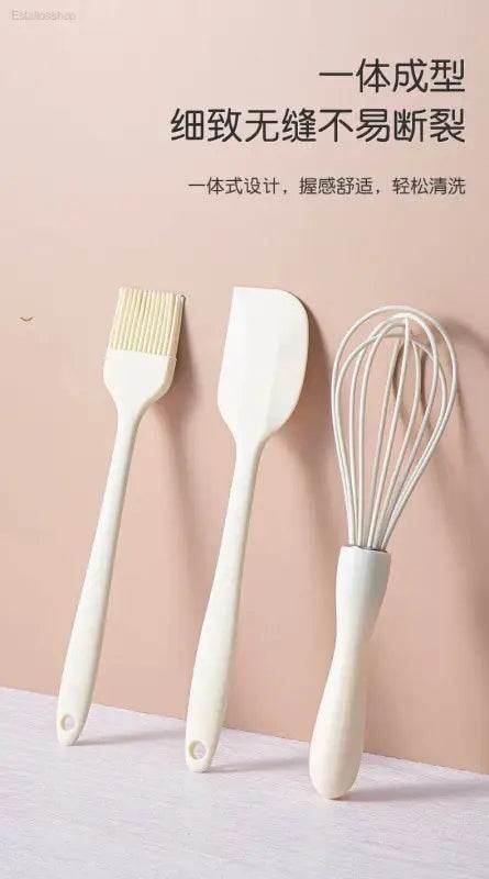 Ivory Dream: Modern Minimalist Kitchen Silicone Baking Set! Unleash your Inner Chef with our White Silicone Kitchen Utensils, a Complete Baking Ut - Estalios