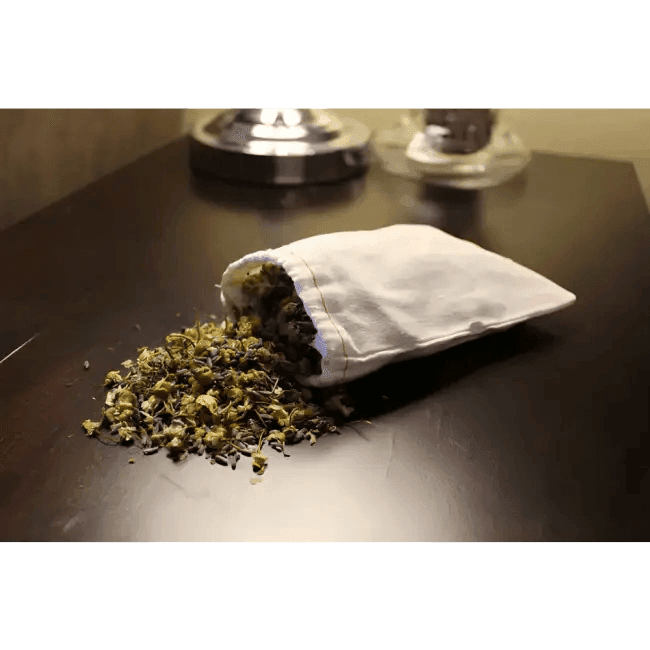 Charming Silver Mesh Tea Infuser with Chamomile Pouch - Estalios