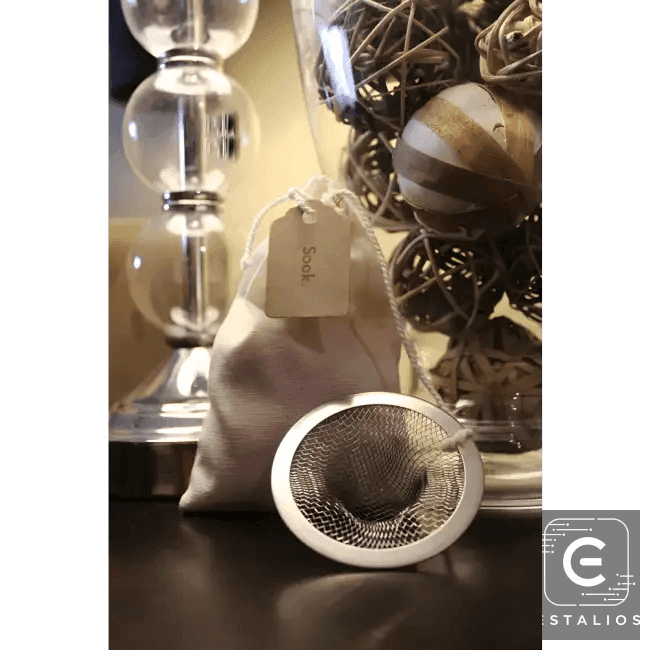 Charming Silver Mesh Tea Infuser with Chamomile Pouch - Estalios