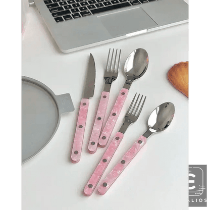 Chic Pink Perfection Cutlery and Plate Set for Elegance - Estalios