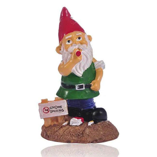 Epic Smoking Garden Gnome Figurine for Unique Décor - Estalios